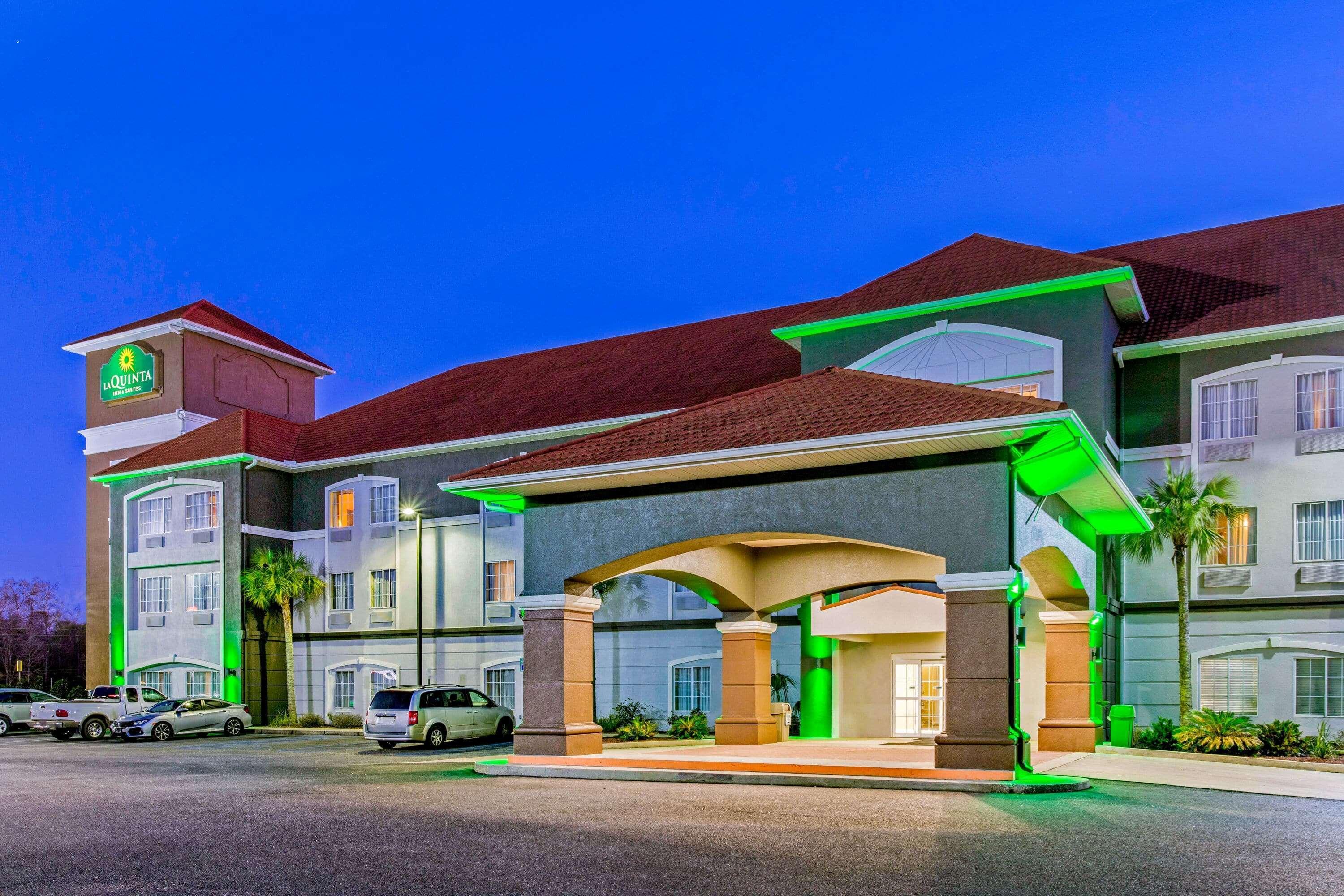 Отель La Quinta By Wyndham Mobile Satsuma / Saraland Экстерьер фото